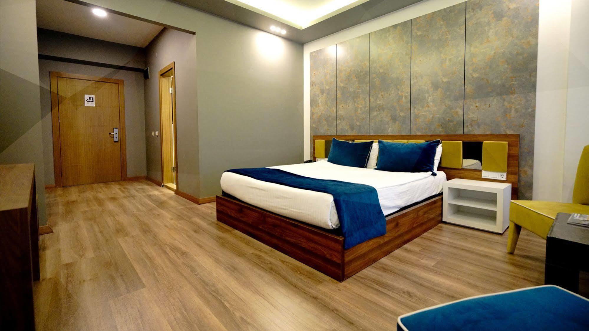 Es Albatros Hotel Εσκίσεχιρ Εξωτερικό φωτογραφία
