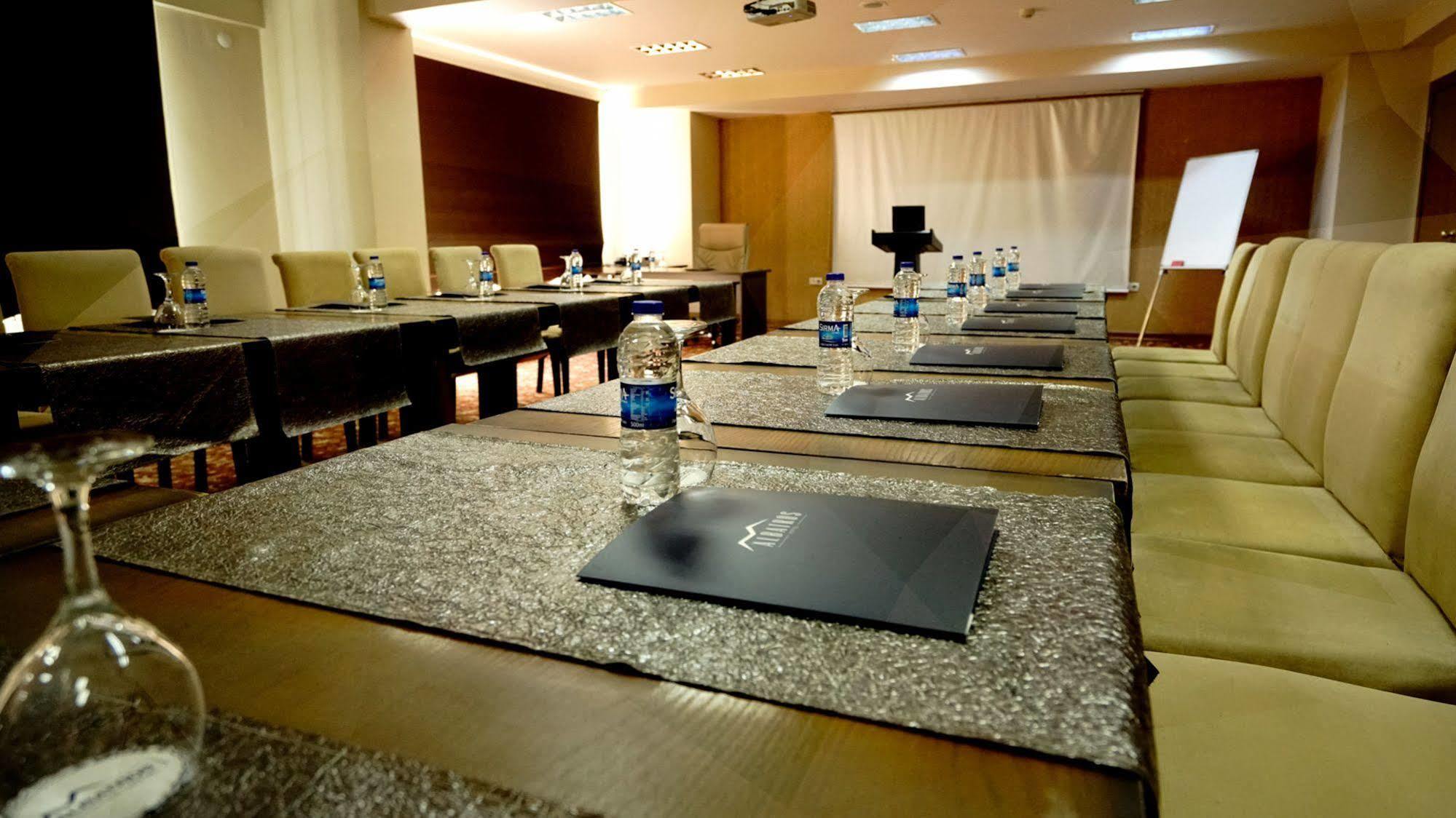 Es Albatros Hotel Εσκίσεχιρ Εξωτερικό φωτογραφία