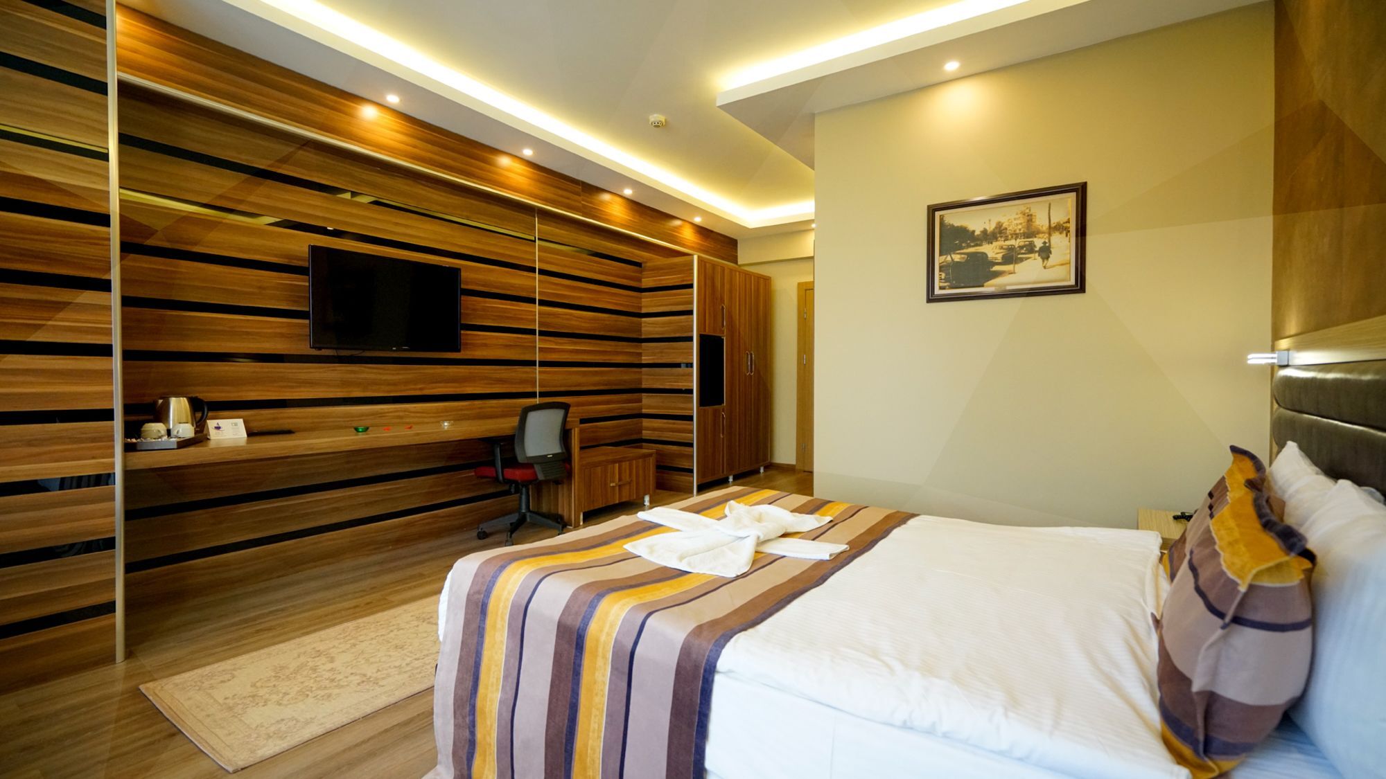 Es Albatros Hotel Εσκίσεχιρ Εξωτερικό φωτογραφία
