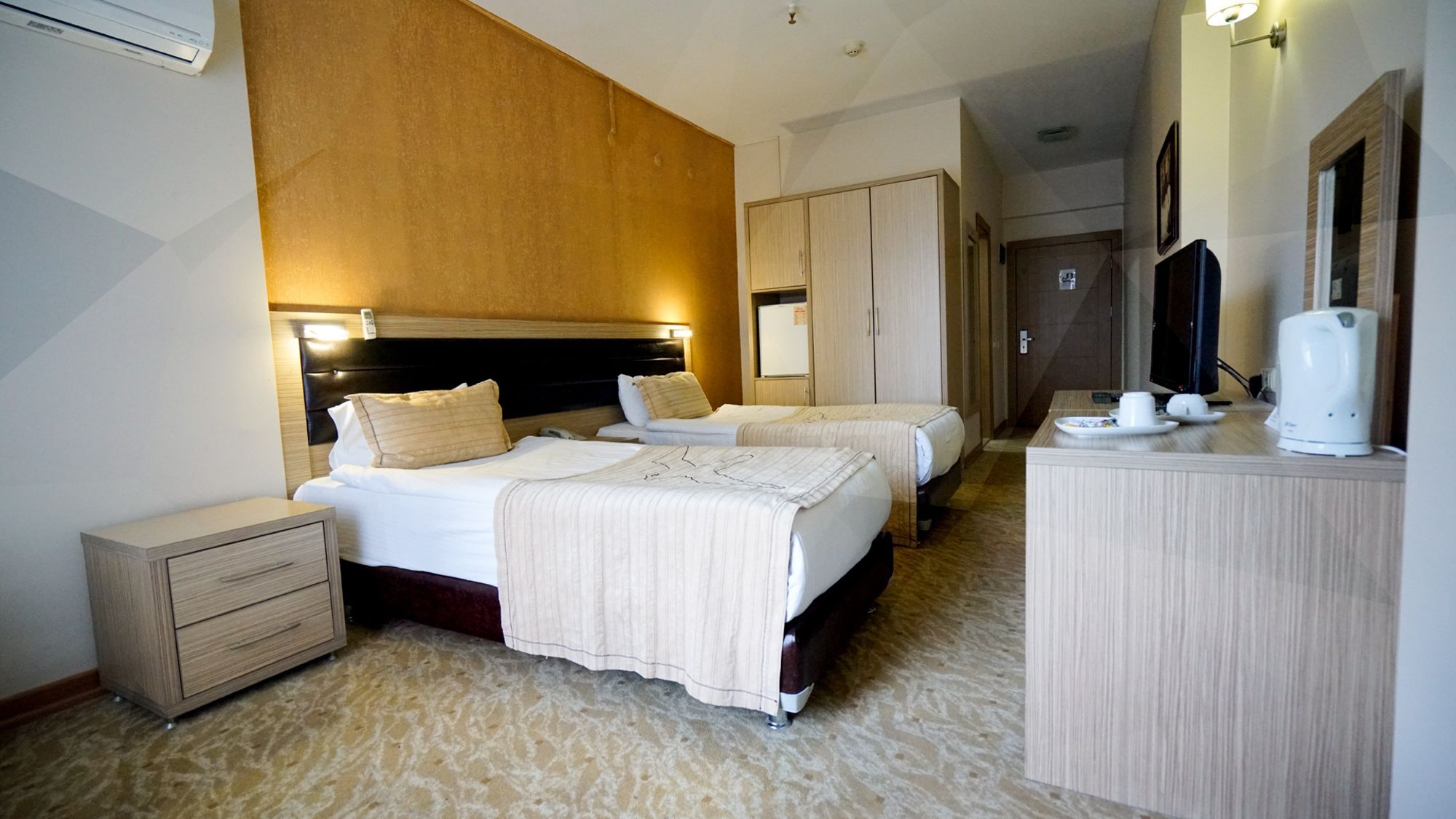 Es Albatros Hotel Εσκίσεχιρ Εξωτερικό φωτογραφία