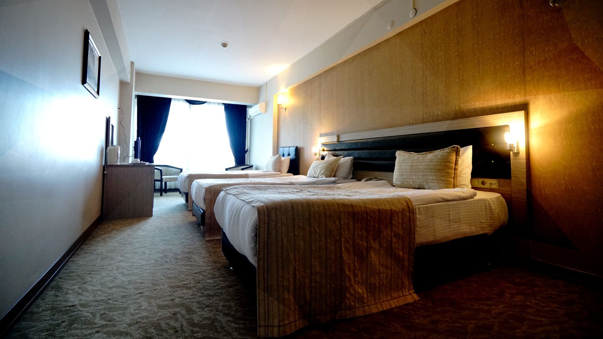 Es Albatros Hotel Εσκίσεχιρ Εξωτερικό φωτογραφία